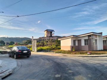 FOR SALE Bare type Duplex house at Manna East Teresa Rizal with Amenities