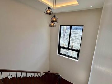 4 Bedroom House for Sale, Wood Grove Subdivision, San Fernando, Pampanga