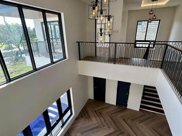 4 Bedroom House for Sale, Wood Grove Subdivision, San Fernando, Pampanga