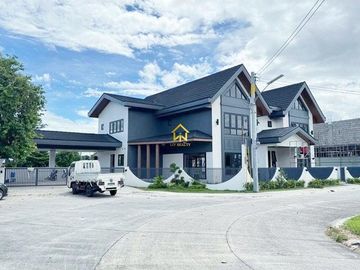 4 Bedroom House for Sale, Wood Grove Subdivision, San Fernando, Pampanga