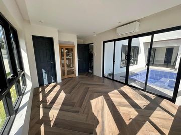 4 Bedroom House for Sale, Wood Grove Subdivision, San Fernando, Pampanga