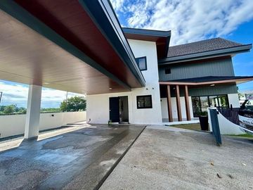 4 Bedroom House for Sale, Wood Grove Subdivision, San Fernando, Pampanga