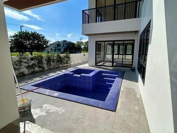 4 Bedroom House for Sale, Wood Grove Subdivision, San Fernando, Pampanga