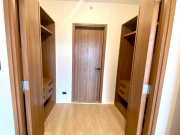 Shang Residences 2BR for SALE