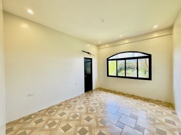 Mediterranean 4 Bedrooms Brand New House and Lot for Sale in Portofino Heights