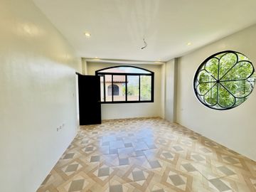 Mediterranean 4 Bedrooms Brand New House and Lot for Sale in Portofino Heights