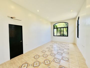 Mediterranean 4 Bedrooms Brand New House and Lot for Sale in Portofino Heights