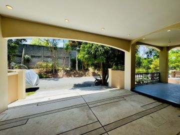 Mediterranean 4 Bedrooms Brand New House and Lot for Sale in Portofino Heights