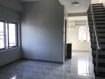 MARQUINTON CORDOVA TOWER / CONDOMINIUM / MARIKINA / 2 BED ROOMS
