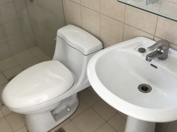 MARQUINTON CORDOVA TOWER / CONDOMINIUM / MARIKINA / 2 BED ROOMS