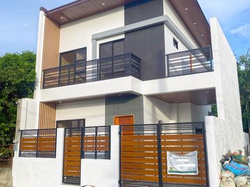 Brand New House for Sale near EVIA Daang Hari and MCX!