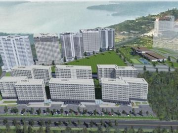 1 Bedroom Unit with Balcony in SMDC Cool Suites Phase 2, Tagaytay City