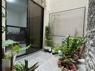 RFO Townhouse unit for sale Located in Sucat, Parañaque City