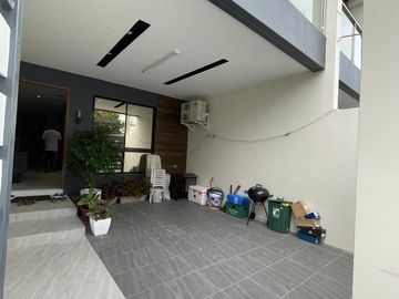 RFO Townhouse unit for sale Located in Sucat, Parañaque City