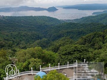 Tagaytay Mansion 7 bedroom for Sale