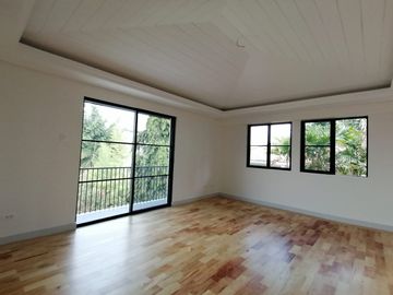 Ayala Alabang Modern House for Sale in Alabang Muntinlupa
