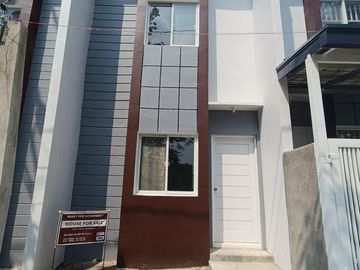 TOWNHOUSE FOR SALE IN SUNFLOWER HOMES EASTRIDGE ANGONO FINISH TURN OVER.