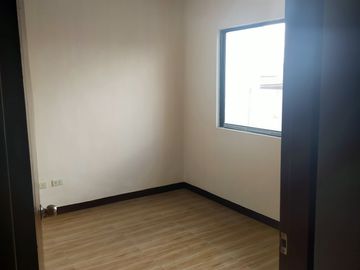 RFO 3 Storey, 4 Bedroom Townhouse for Sale at Metro Los Baños 2, Laguna