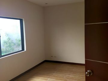 RFO 3 Storey, 4 Bedroom Townhouse for Sale at Metro Los Baños 2, Laguna