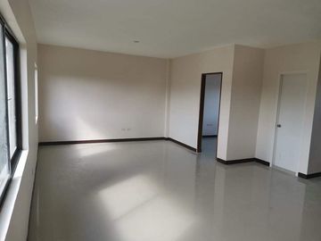 RFO 3 Storey, 4 Bedroom Townhouse for Sale at Metro Los Baños 2, Laguna