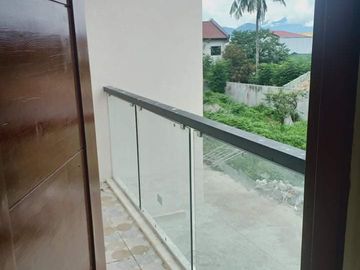 RFO 3 Storey, 4 Bedroom Townhouse for Sale at Metro Los Baños 2, Laguna