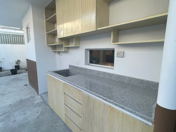 2 Storey 4BR 3TB 2 Carport Fully Furnished House Sindalan San Fernando Pampanga