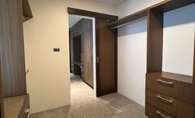 For Lease 7 Bedroom in McKinley Hill Village, Taguig City