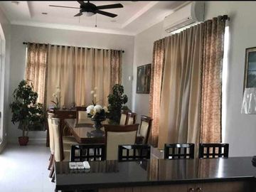 2 Storey HOUSE and LOT at Portofino South