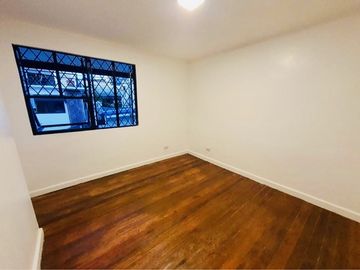 Newly Renovated 2 Bedroom Townhouse for sale in Kapitolyo, Pasig City