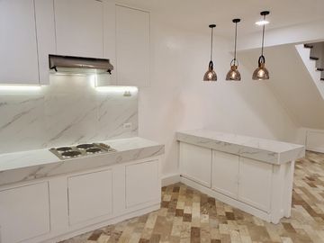 Newly Renovated 2 Bedroom Townhouse for sale in Kapitolyo, Pasig City