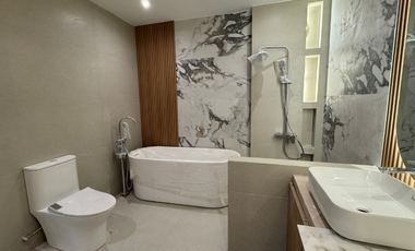 FOR SALE: Brand New Spacious Townhouse in Kapitolyo, Pasig City!