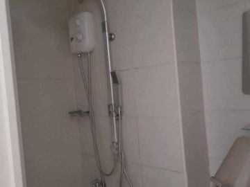 Jazz Residences 1bedroom condo unit for sale in Makati City