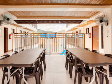 3 Storey Resort for sale in Pansol, Laguna