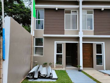 For Sale 2-Bedroom Townhouse in Villa Patria, La Paz, Iloilo City