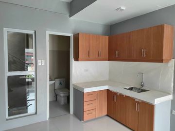 For Sale 2-Bedroom Townhouse in Villa Patria, La Paz, Iloilo City