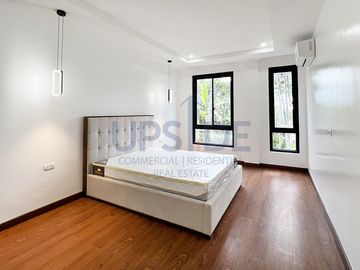 Ayala Westgrove Heights House for Sale | The Brand New 3-Storey Parkside House