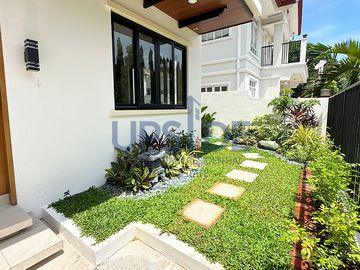 South Forbes Villas House for Sale - Modern Mediterranean House