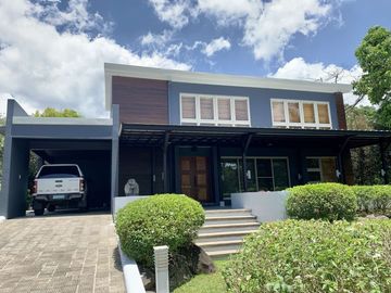 Plantation Hills Tagaytay Highlands House & Lot For Sale