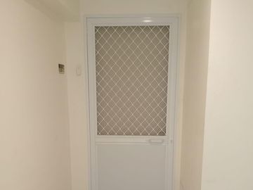 1BR CONDO FOR SALE WITH PARKING AT PRISMA