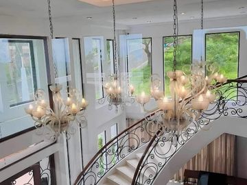 Modern Mansion w amazing view of Taal Tagaytay