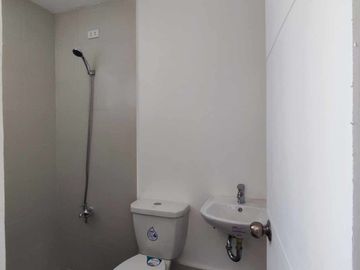 MODERN ELEGANT DESIGN OF TOWNHOUSES IN ANTIPOLO CITY- AHANNA 2 STOREY
