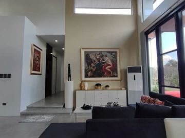 Spacious Modern Bungalow with Garden & High Ceilings in Angeles City