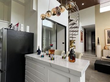 Spacious Modern Bungalow with Garden & High Ceilings in Angeles City