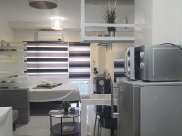 For Sale Condo in Tagaytay Wind Residences 1BR unit with Balcony