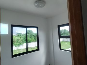 RFO for Sale 3 Bedroom 3TB Duplex House w/ 2 Car Garage in Calamba, Laguna