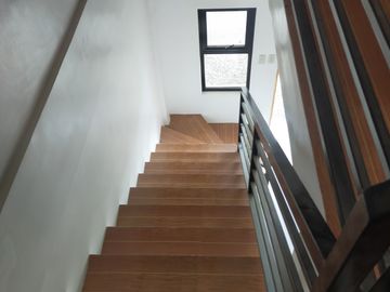 RFO for Sale 3 Bedroom 3TB Duplex House w/ 2 Car Garage in Calamba, Laguna