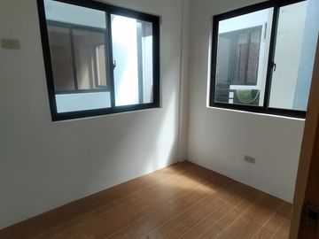 RFO for Sale 3 Bedroom 3TB Duplex House w/ 2 Car Garage in Calamba, Laguna
