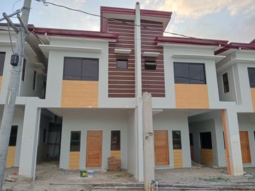 RFO for Sale 3 Bedroom 3TB Duplex House w/ 2 Car Garage in Calamba, Laguna