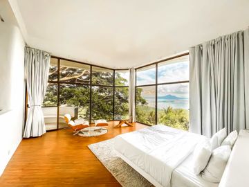 TAGAYTAY Amazing Rest house w view nr Skyranch Taal Vista Highlands Crosswind