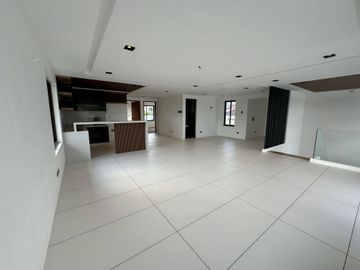 Architect-Designed Luxury Home in Filinvest Heights, Quezon City – ₱59M - Keziah